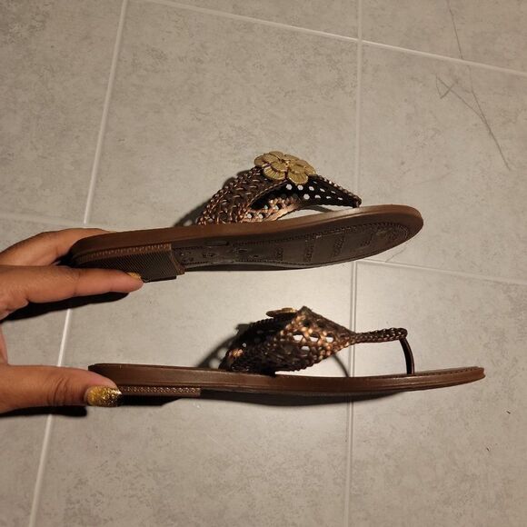 Grendene Womens Brown Flower Comfort Slip On Flat Thong Sandal Size US 7 - Picture 4 of 8